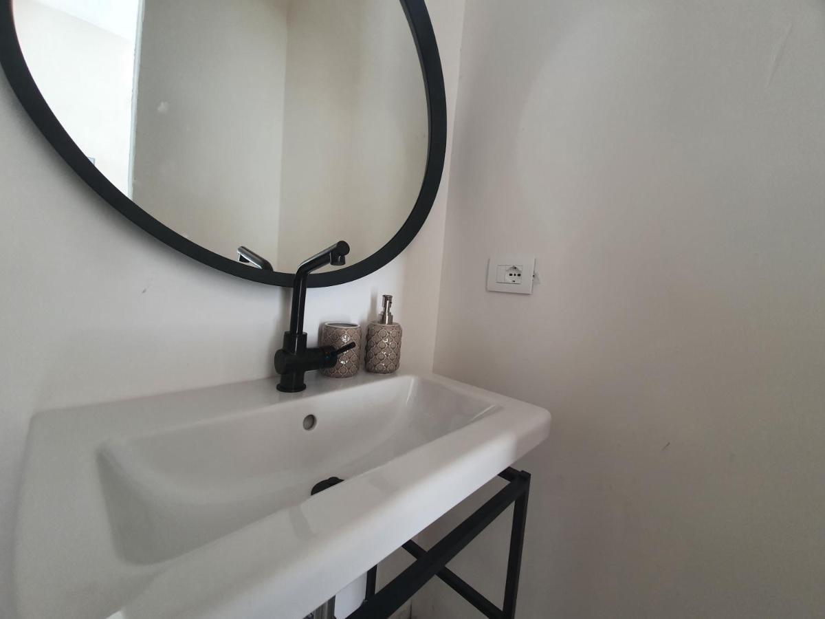 Palazzo Cacace Apartamento Monopoli Exterior foto